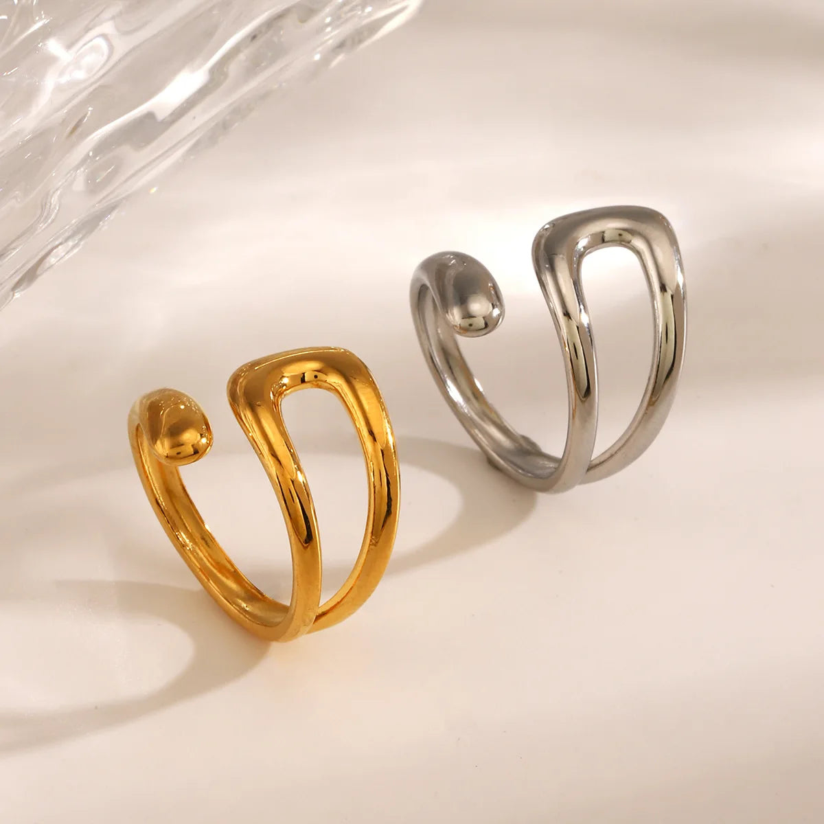 Crossover ring